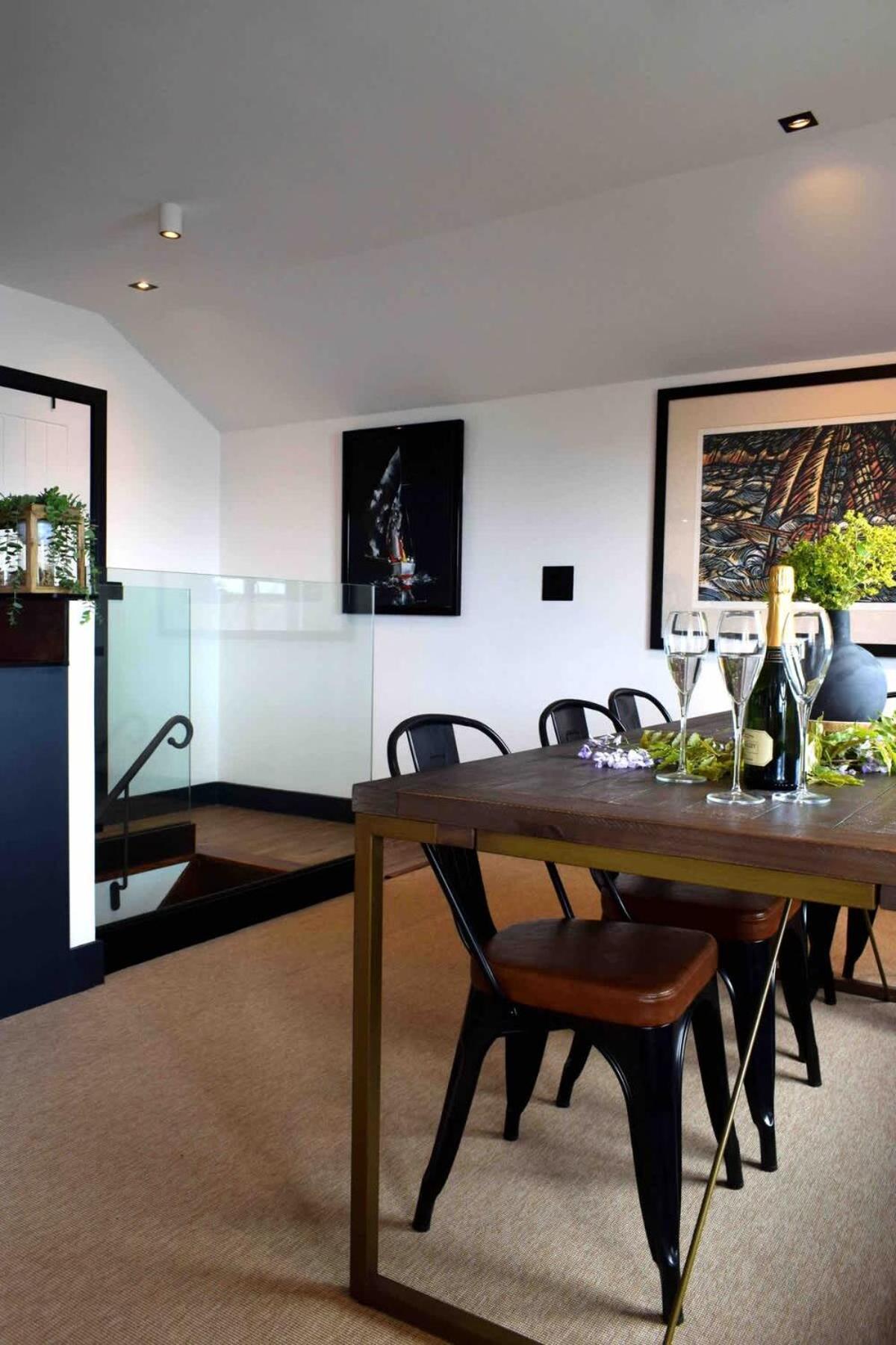 Stunning Waterfront Apartment With Spectacular Views & Parking At 'Captains Loft' Falmouth Bagian luar foto